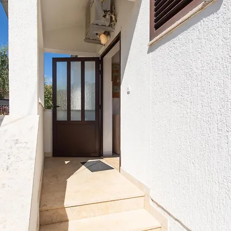 Apartamento Lovely In With Wifi *