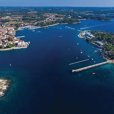 Cozy In With Wifi Apartment Porec