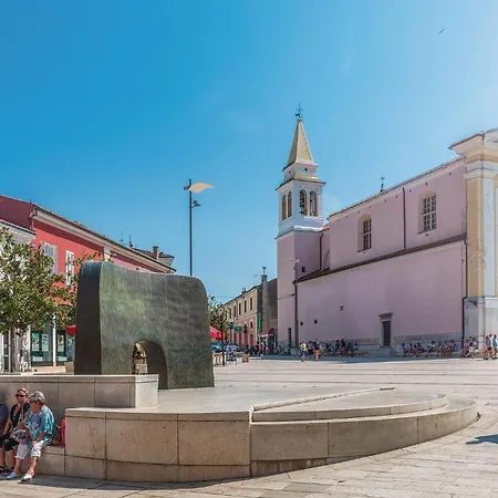 Lovely In With Wifi Daire Poreč