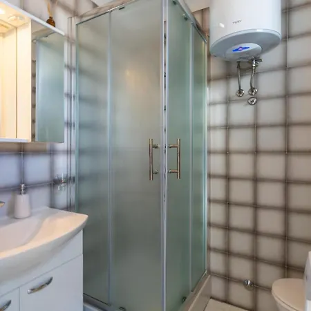 Apartman Lovely In With Wifi Poreč