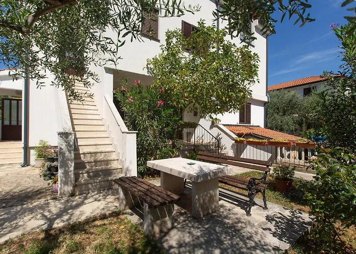 Apartment Lovely In With Wifi *